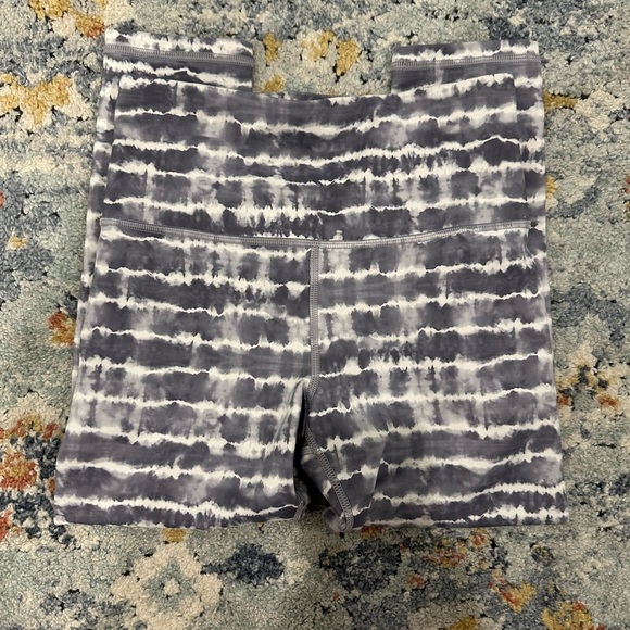 Athleta Gray and White Tie-Dye Leggings Size XSP - Picture 6 of 6